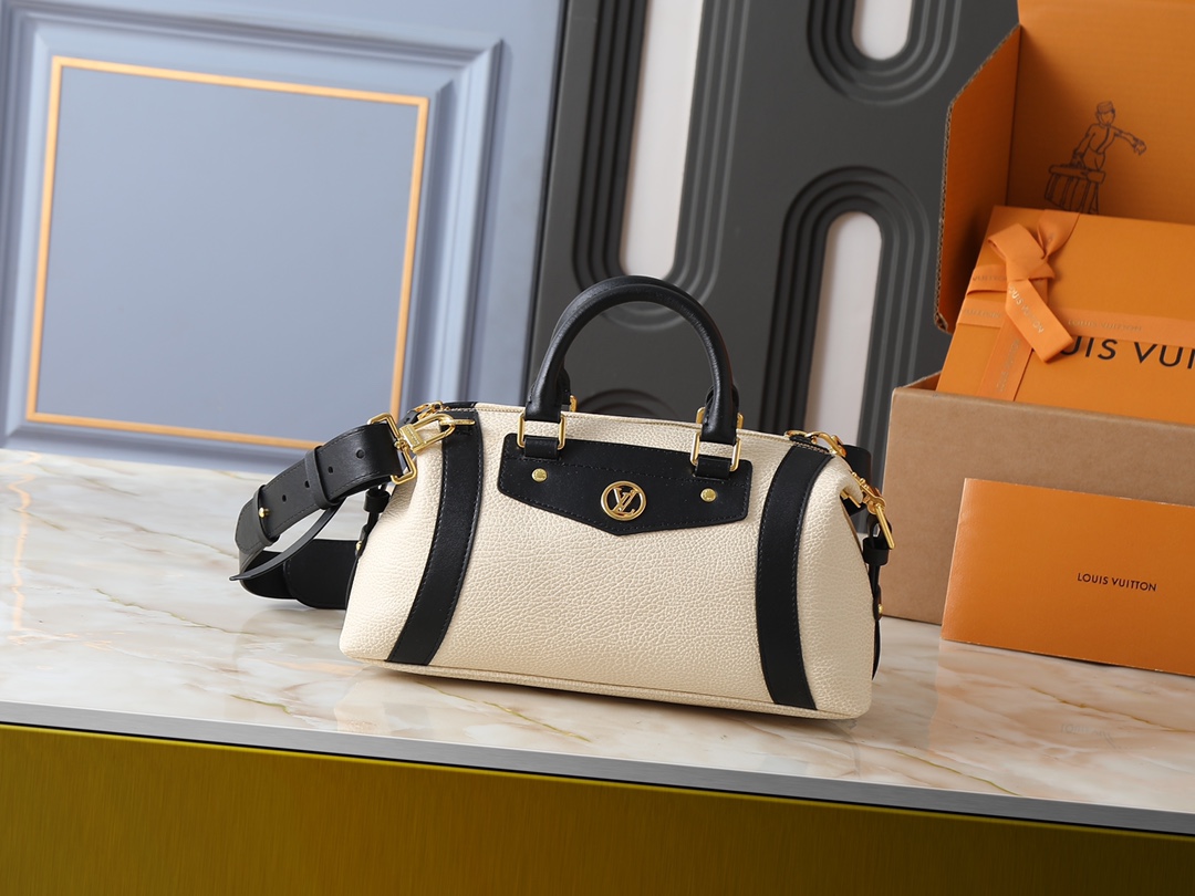 Louis Vuitton LV Classic Handbag Premium Canvas Model M13079 Shoulder Strap Weekend Getaway Luxury Designer